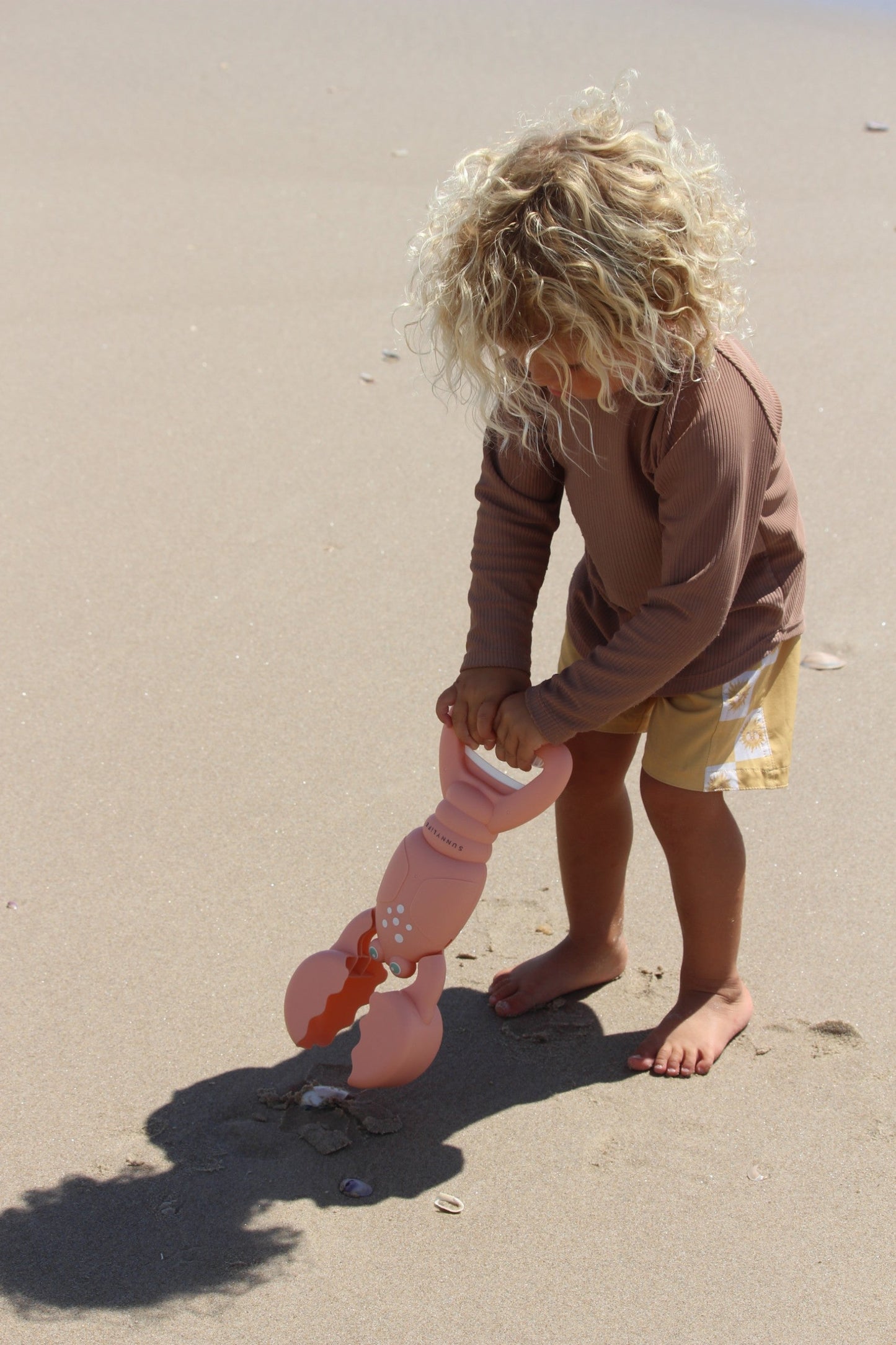 SunnyLife, Sand Lobster Claw