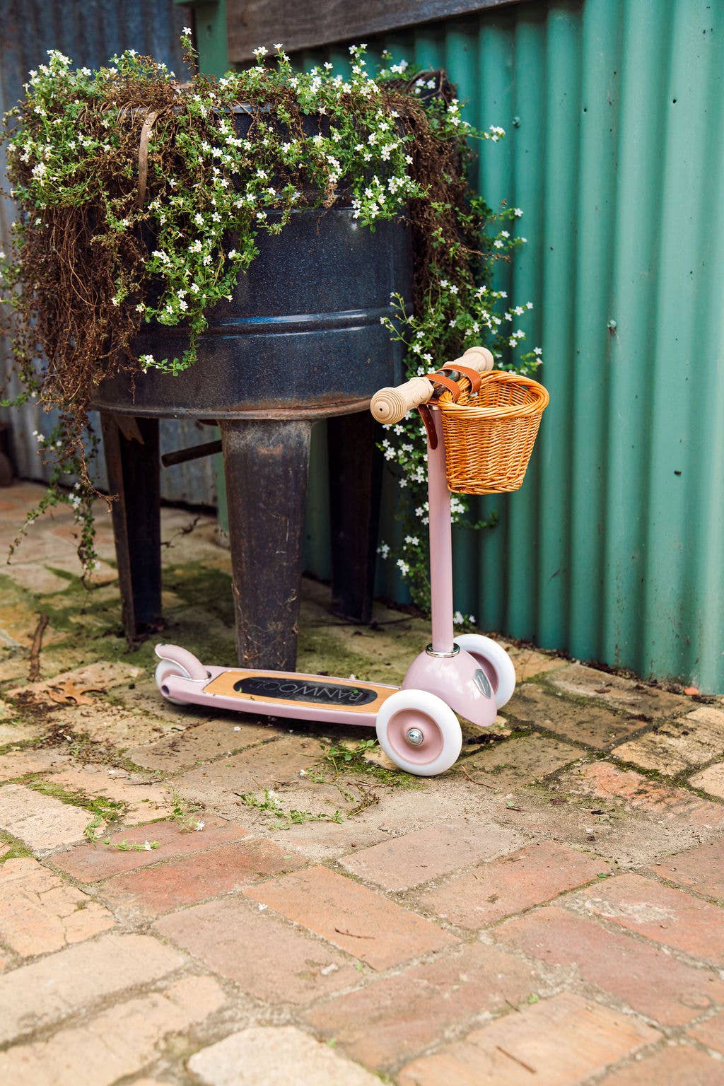 Banwood 3-Wheel Vintage Scooter, Dusty Pink