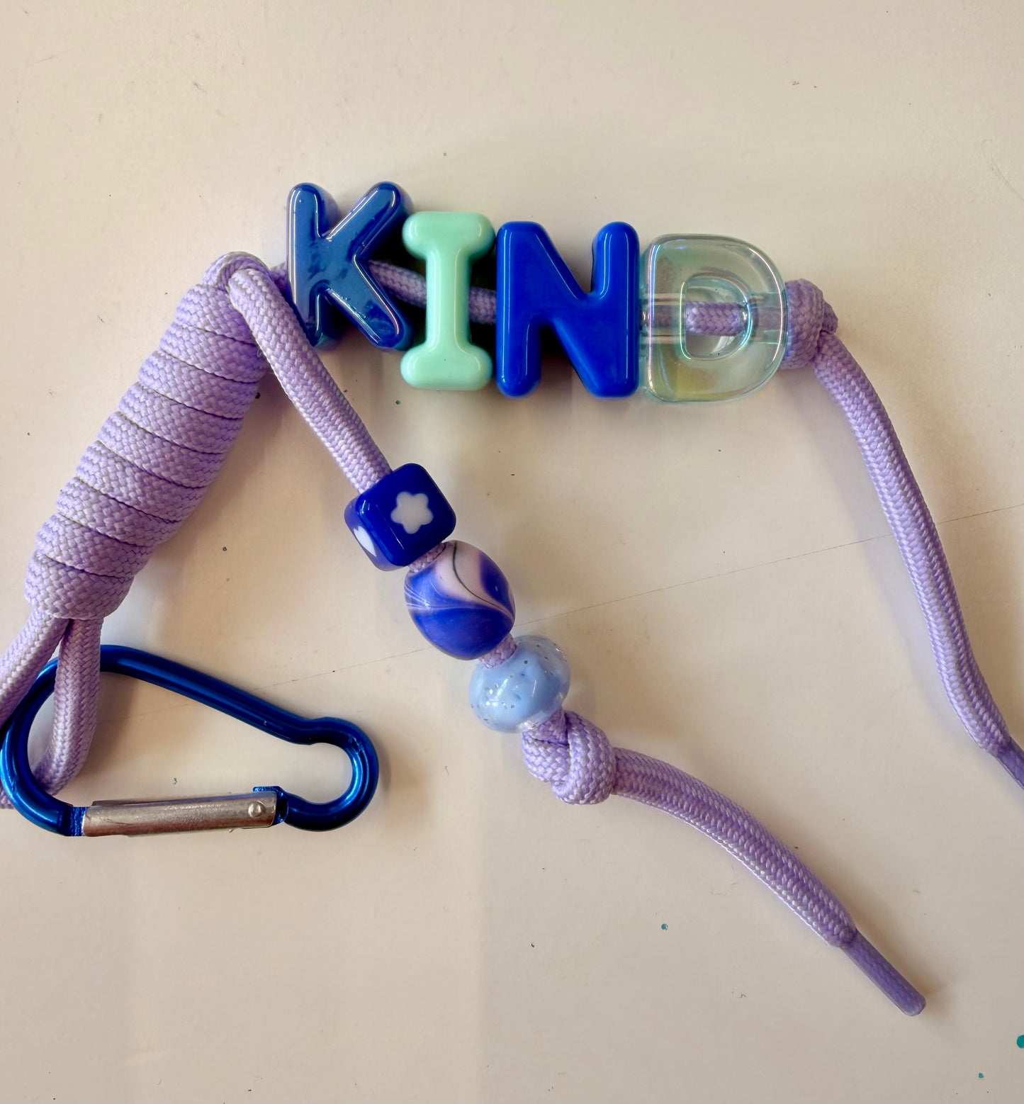 Lenny & Loop, Charm Keychain - Kind