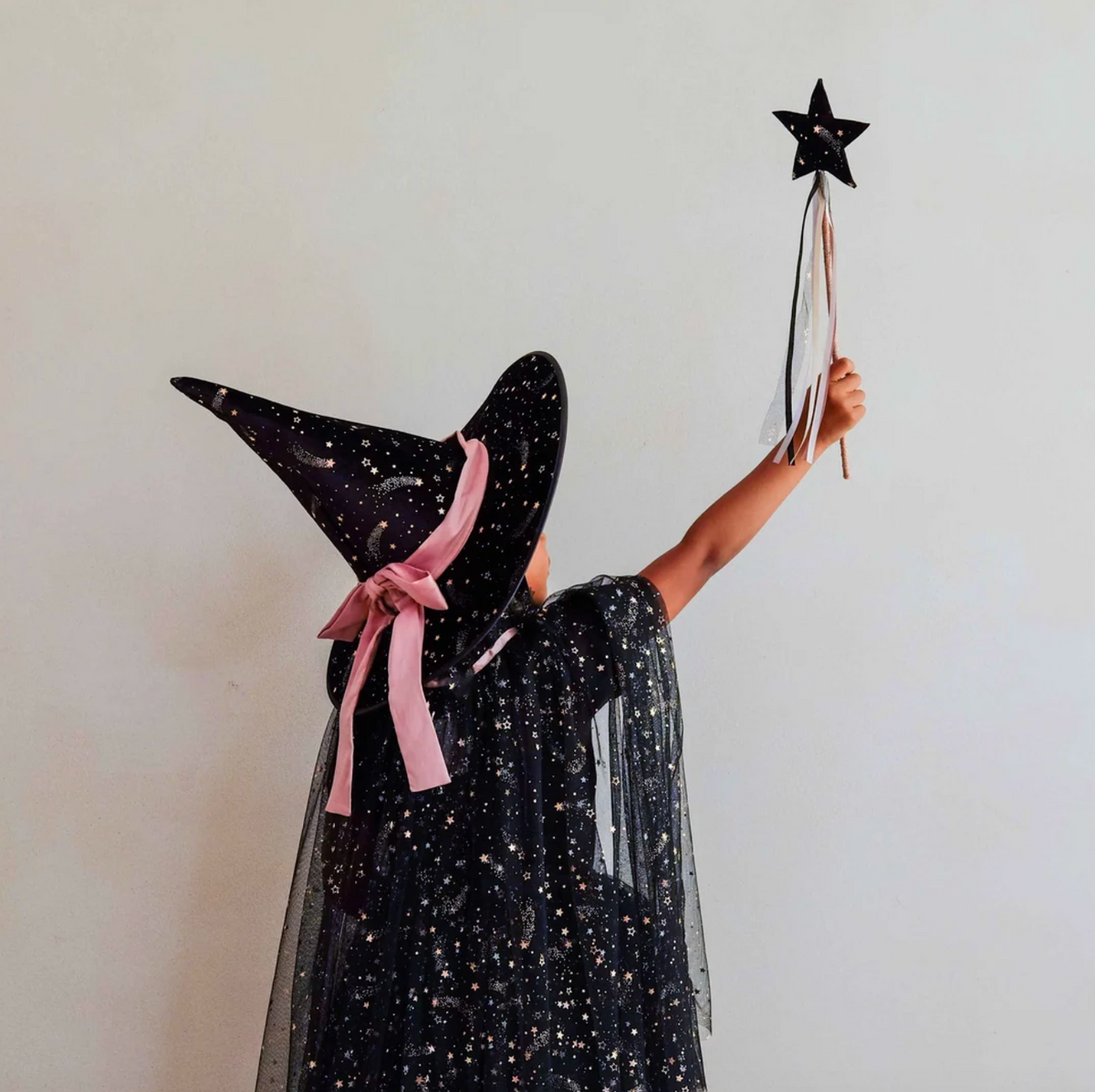 Mimi & Lula, Ethel Tulle witch Cape