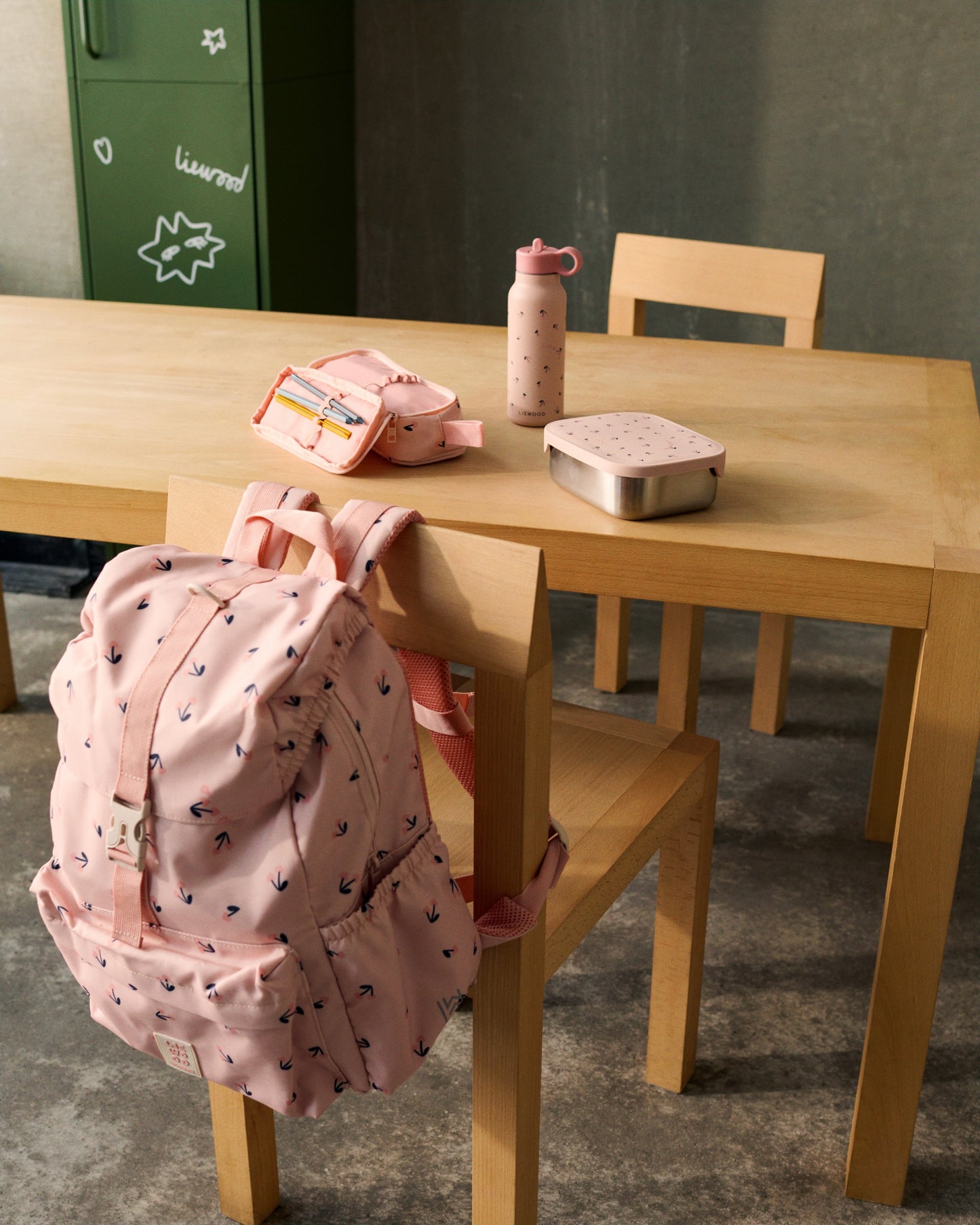 Liewood, Arthur Stainless Steel Lunchbox with Silicone Lid, in Cherry Heart Print