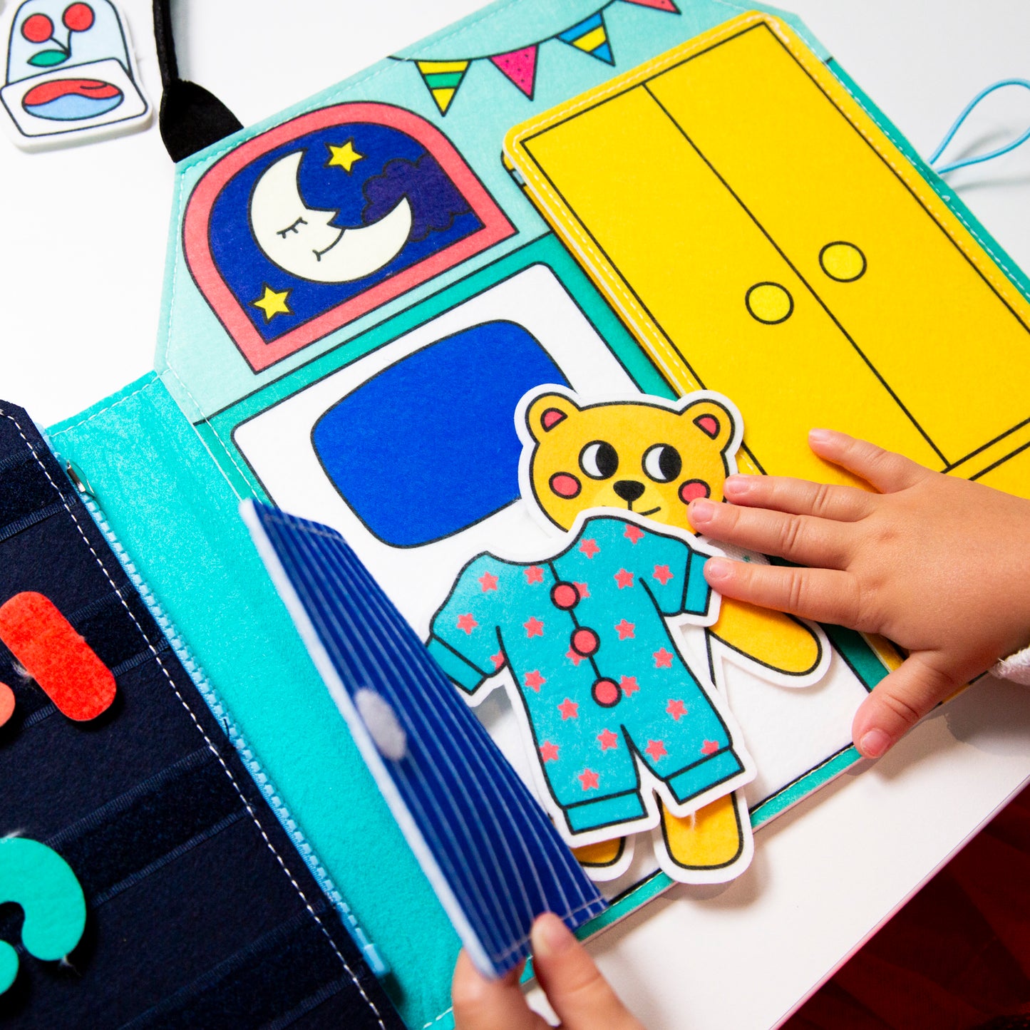 OMY Montessori Play Kit Busy Book: My Day