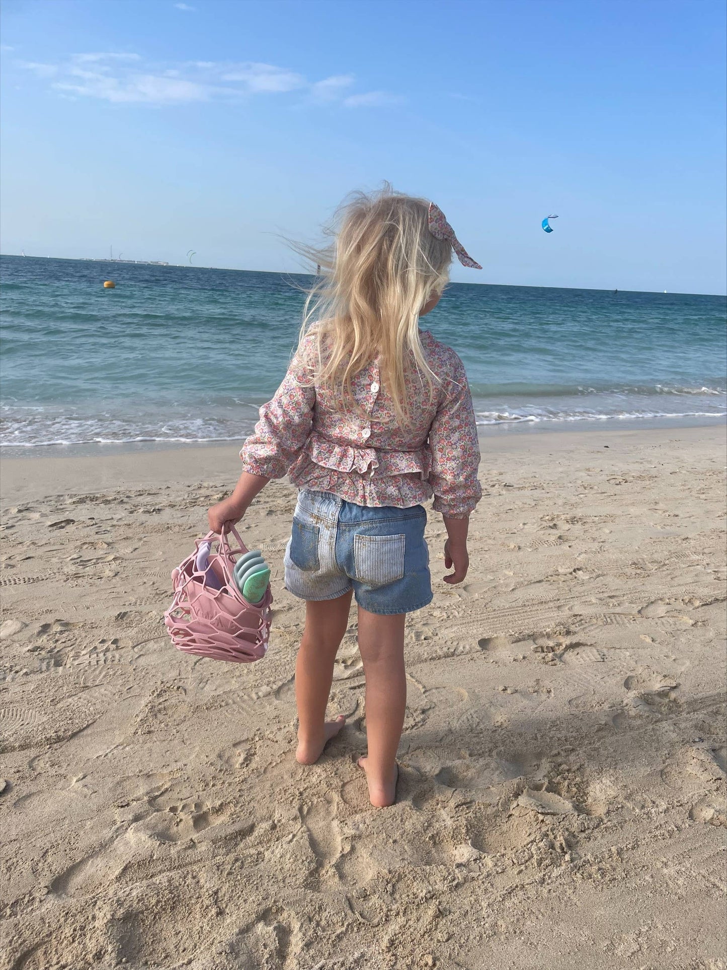 Scrunch, Rose Pink Silicone Bucket, Spade and Collapsible Bag Set
